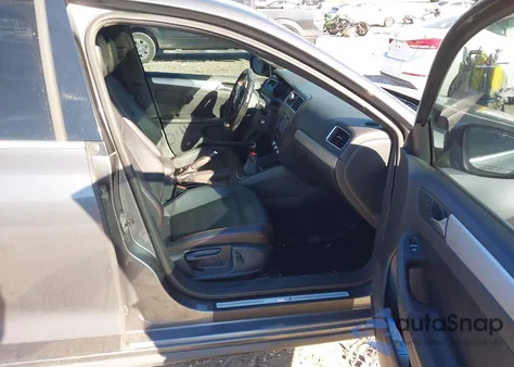 2013 Volkswagen Jetta Gli Autobahn from USA, damaged, VIN 3VW5A7AJ3DM260556